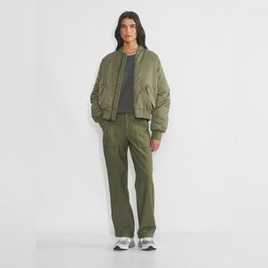 Aritzia TNA Size 4 Marco Pant - Green